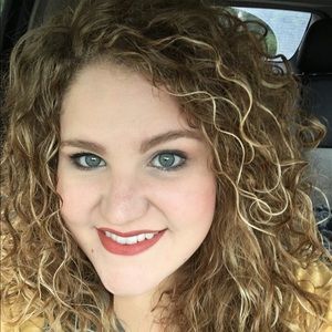 Meet your Posher, Shauna